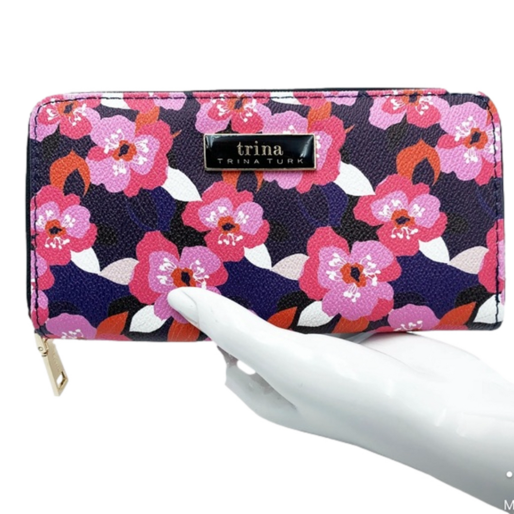 TRINA TURK Large Zip around wallet NWT - Picture 1 of 5